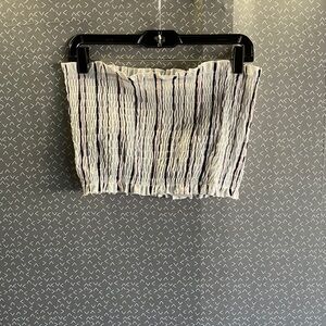 Angashion White and Black Striped Top